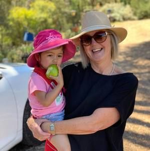 Meet your Posher, Anne